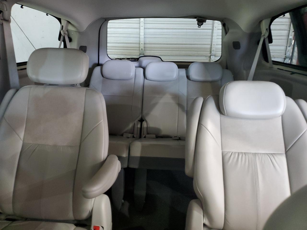 2010 Chrysler Town & Country Limited VIN: 2A4RR7DX4AR334143 Lot: 91277005