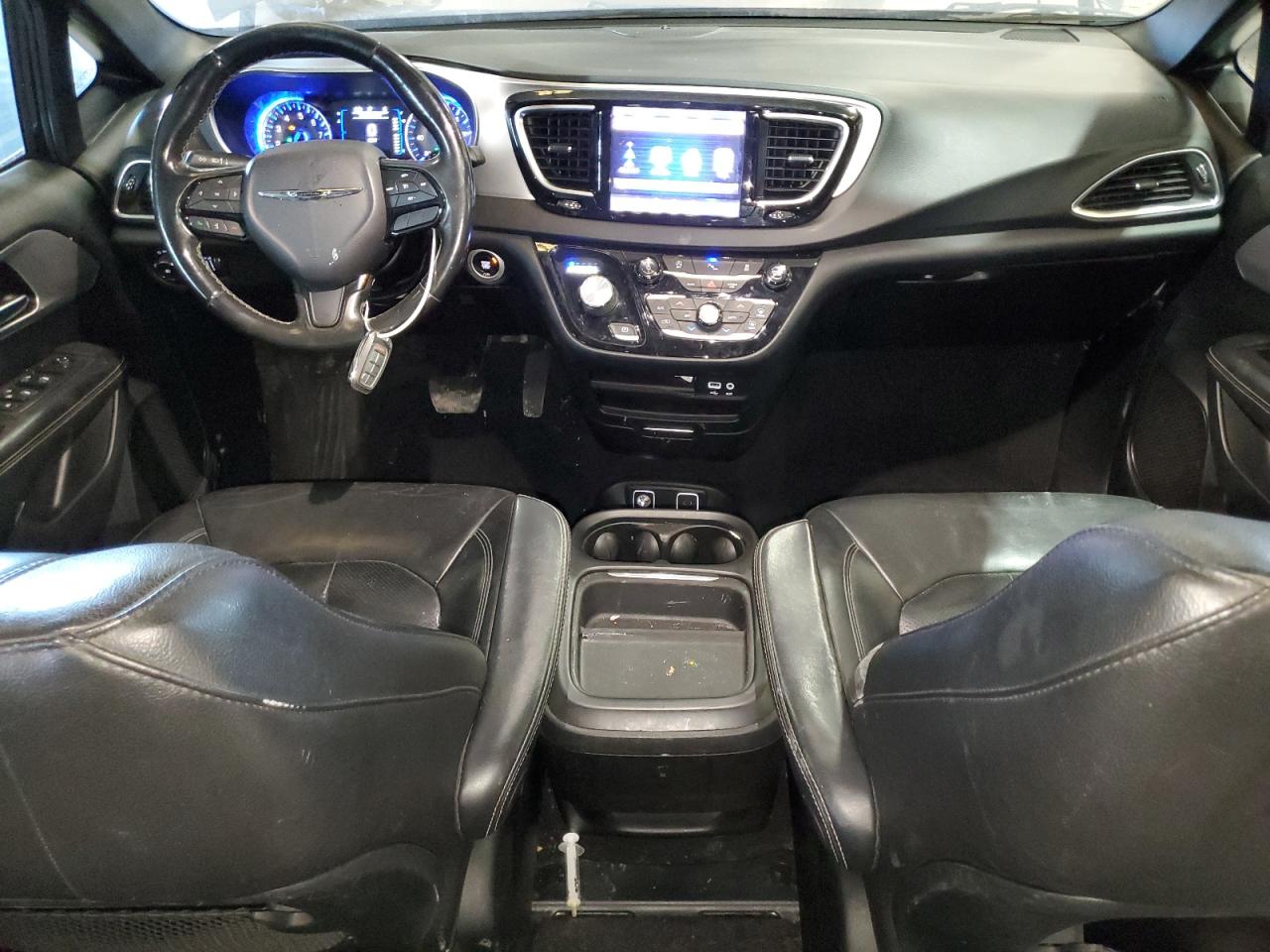 2019 Chrysler Pacifica Touring L VIN: 2C4RC1BG9KR630557 Lot: 90996665