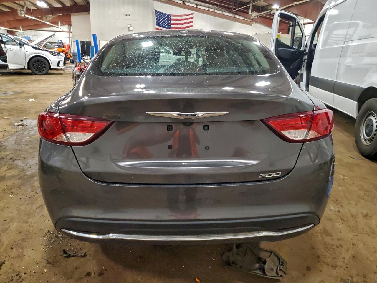 2015 Chrysler 200 Limited VIN: 1C3CCCAB1FN513151 Lot: 94392305