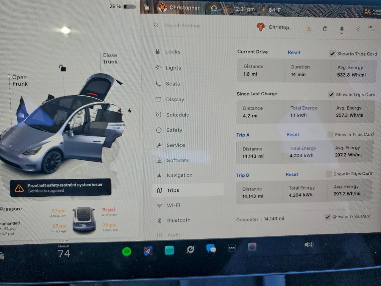 2024 Tesla Model Y VIN: 7SAYGAEEXRF110371 Lot: 94126285