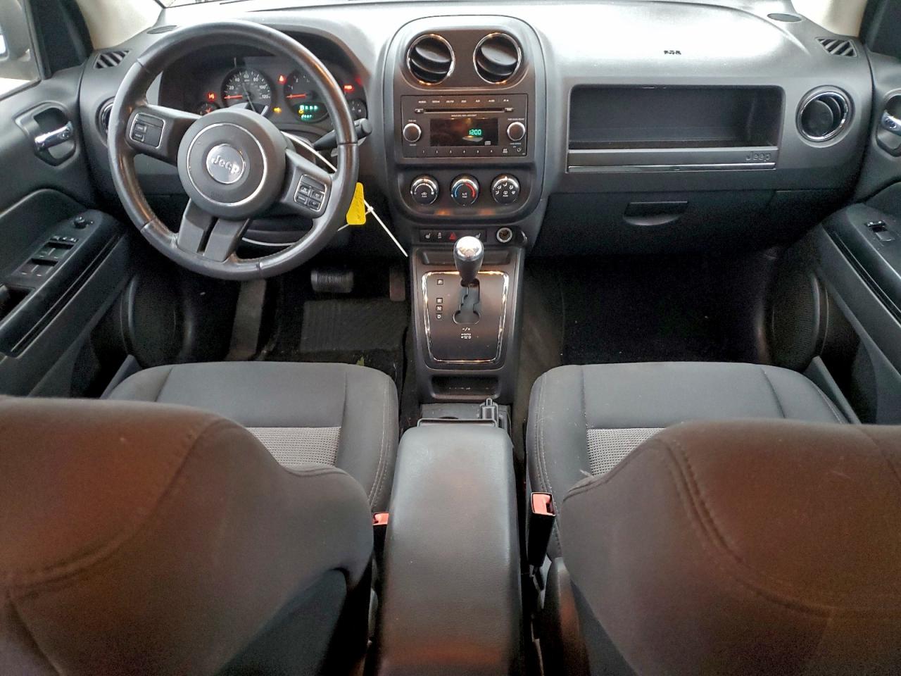 2013 Jeep Compass Latitude VIN: 1C4NJDEB0DD221942 Lot: 93750595