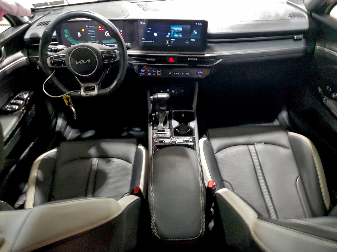 2025 Kia K5 Gt Line VIN: KNAG64J75S5330218 Lot: 93829325