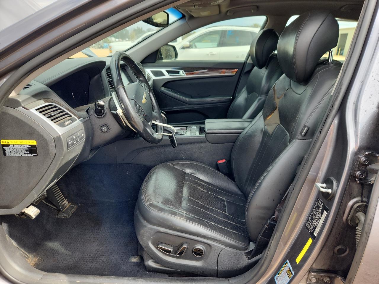 2015 Hyundai Genesis 3.8L VIN: KMHGN4JE5FU064968 Lot: 91619255