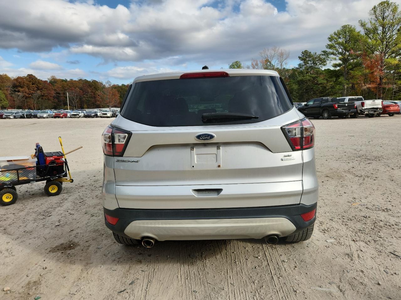 2017 Ford Escape Se VIN: 1FMCU0GDXHUB38977 Lot: 92175665