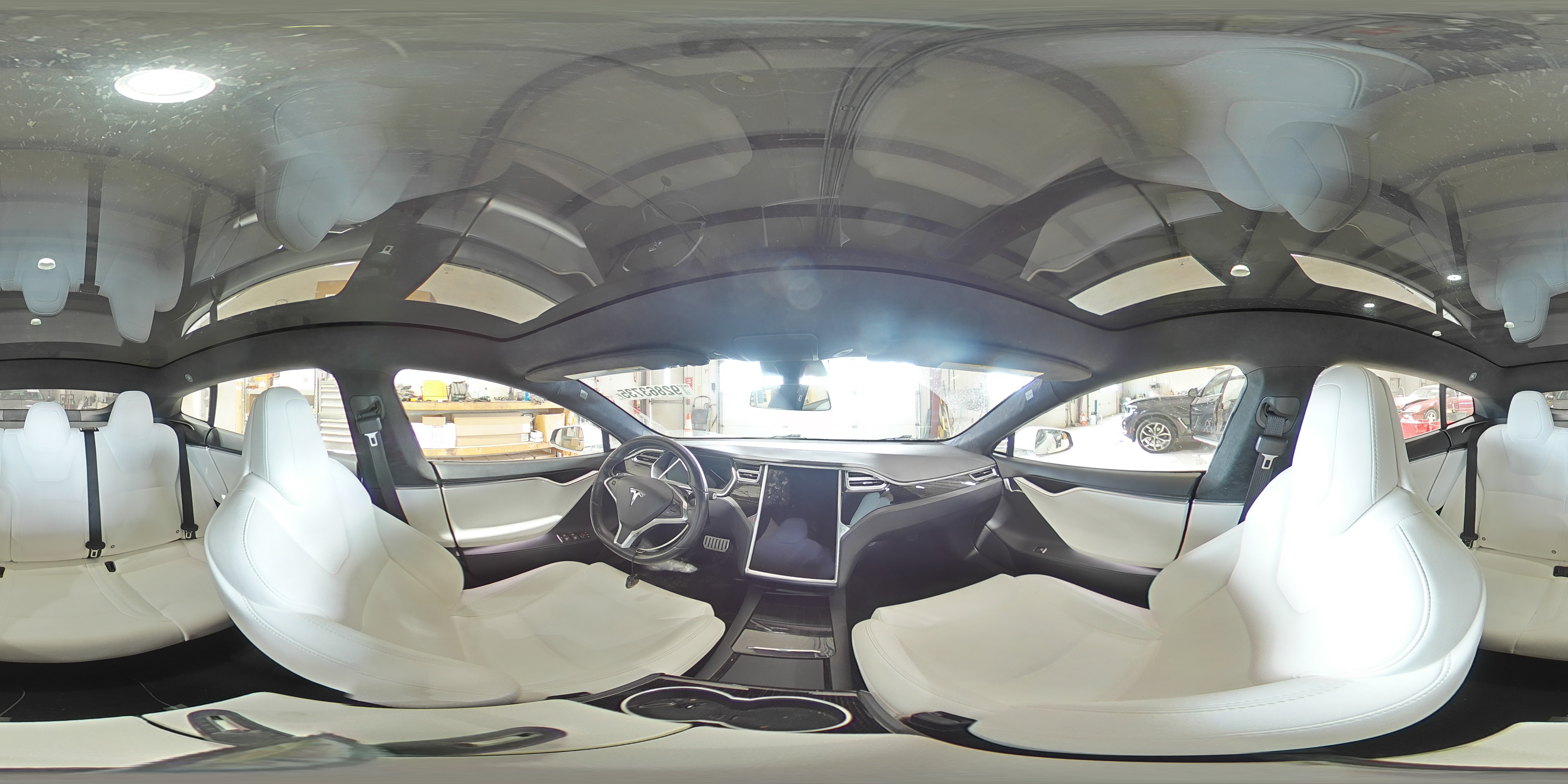 2017 Tesla Model S VIN: 5YJSA1E2XHF228770 Lot: 92863735