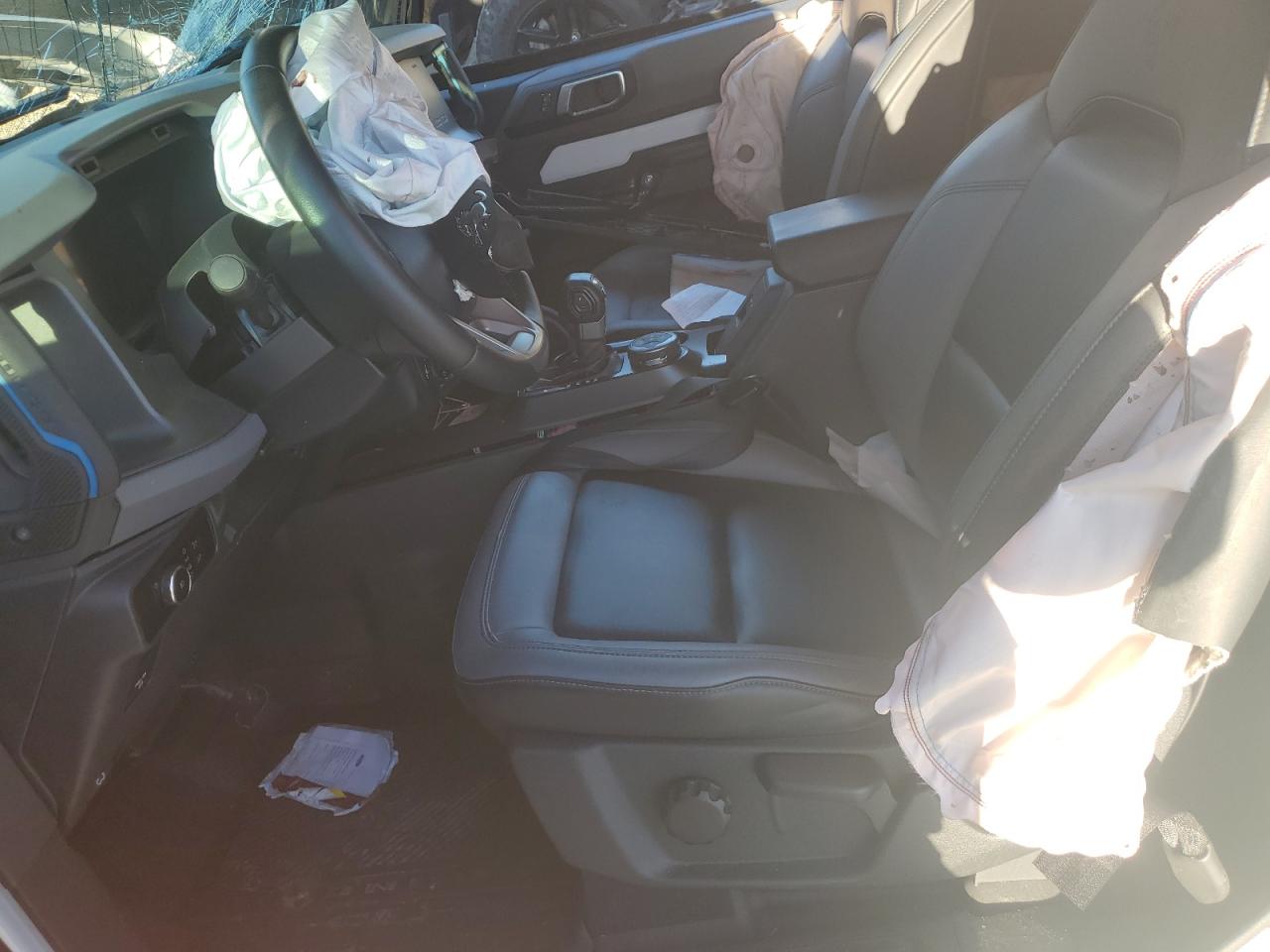 2024 Ford Bronco Black Diamond VIN: 1FMDE1AP9RLA18864 Lot: 92172755