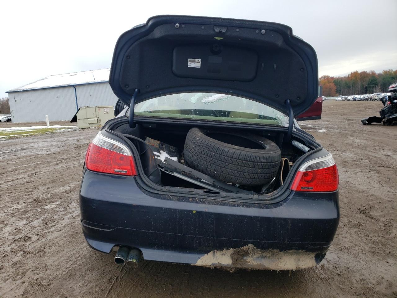 2007 BMW 530 Xi VIN: WBANF73587CC35128 Lot: 92522435