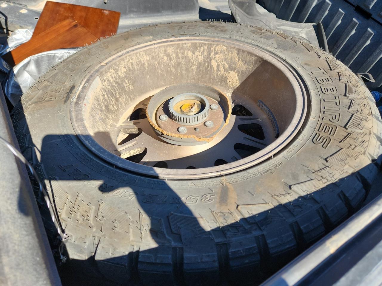 2019 GMC Sierra K1500 At4 VIN: 3GTP9EED1KG253579 Lot: 91652675