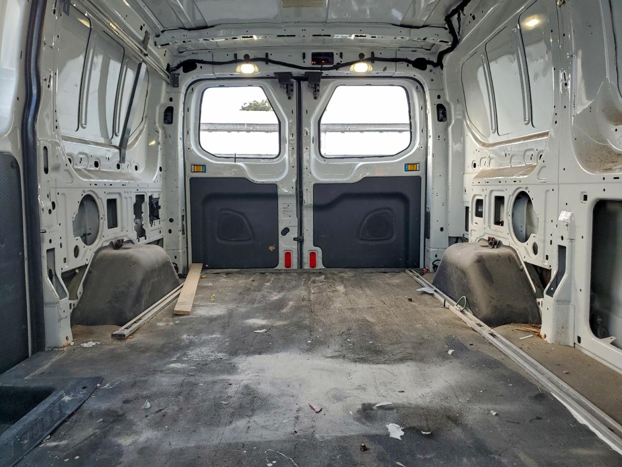 2016 Ford Transit T-150 VIN: 1FTYE1YM2GKB39272 Lot: 94950445