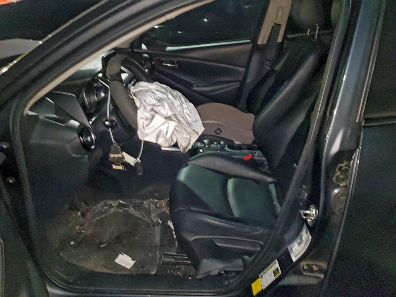 2020 Toyota Yaris Le VIN: 706270 Lot: 95300465