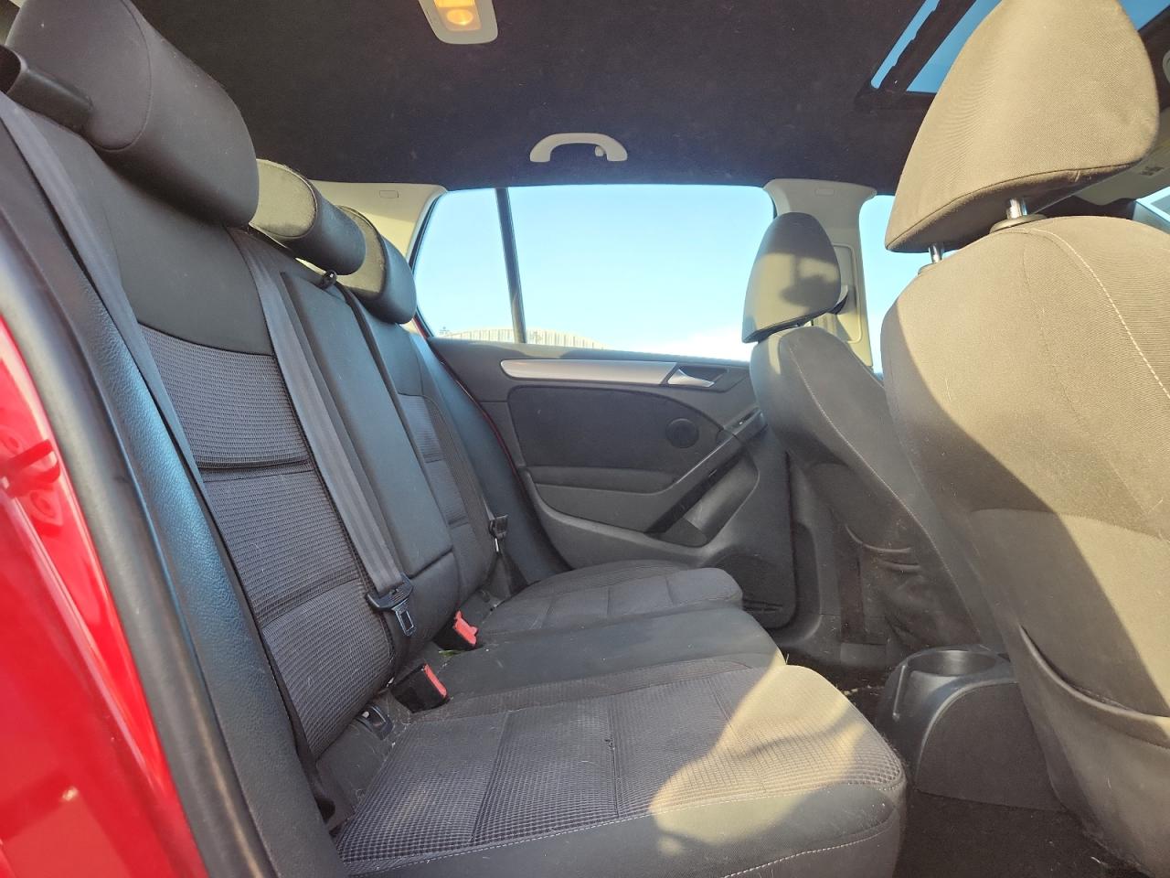 2011 Volkswagen Golf VIN: WVWDA7AJXBW221412 Lot: 91858095