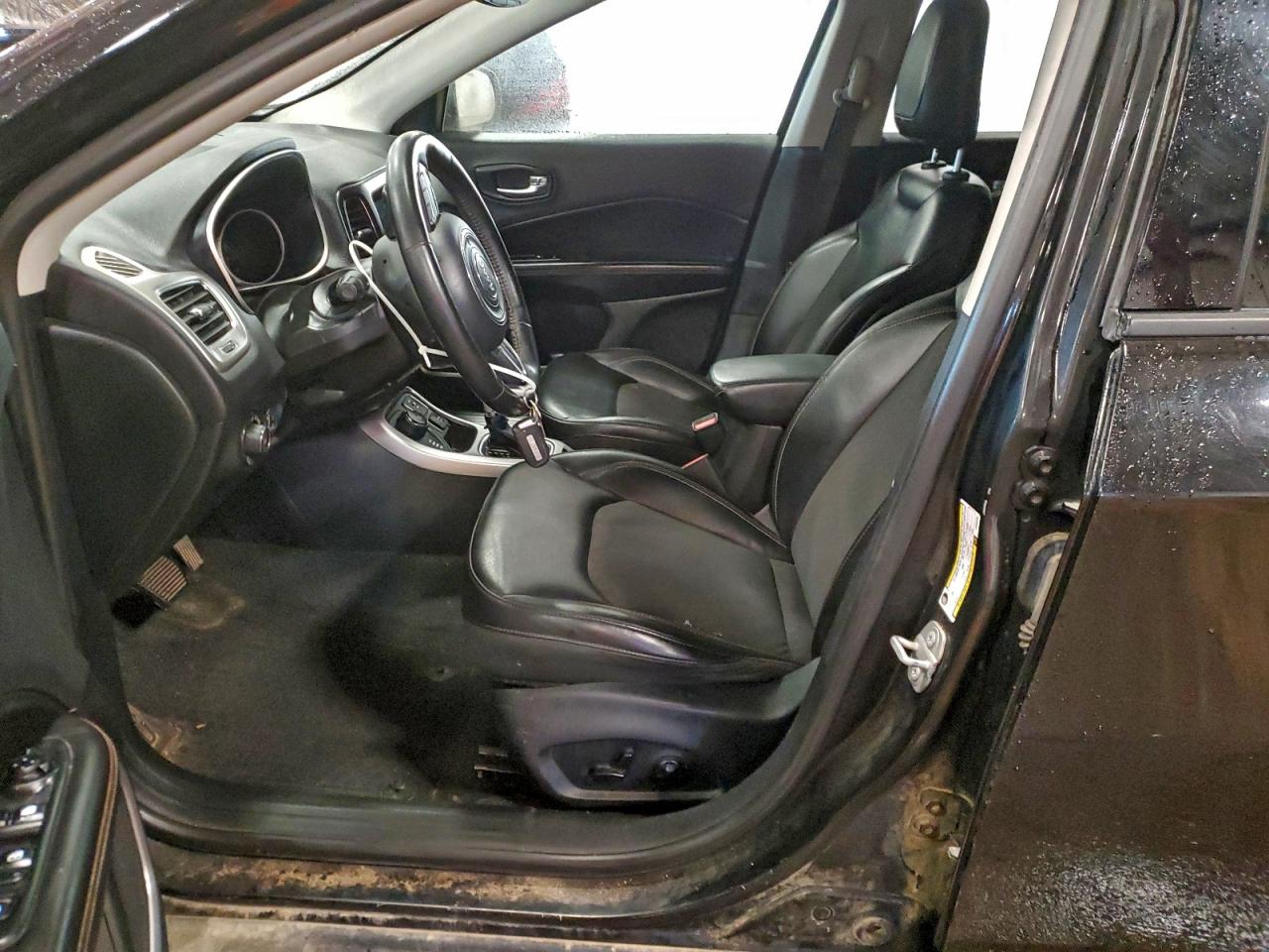 2018 Jeep Compass Latitude VIN: 3C4NJDBB9JT366228 Lot: 93368655