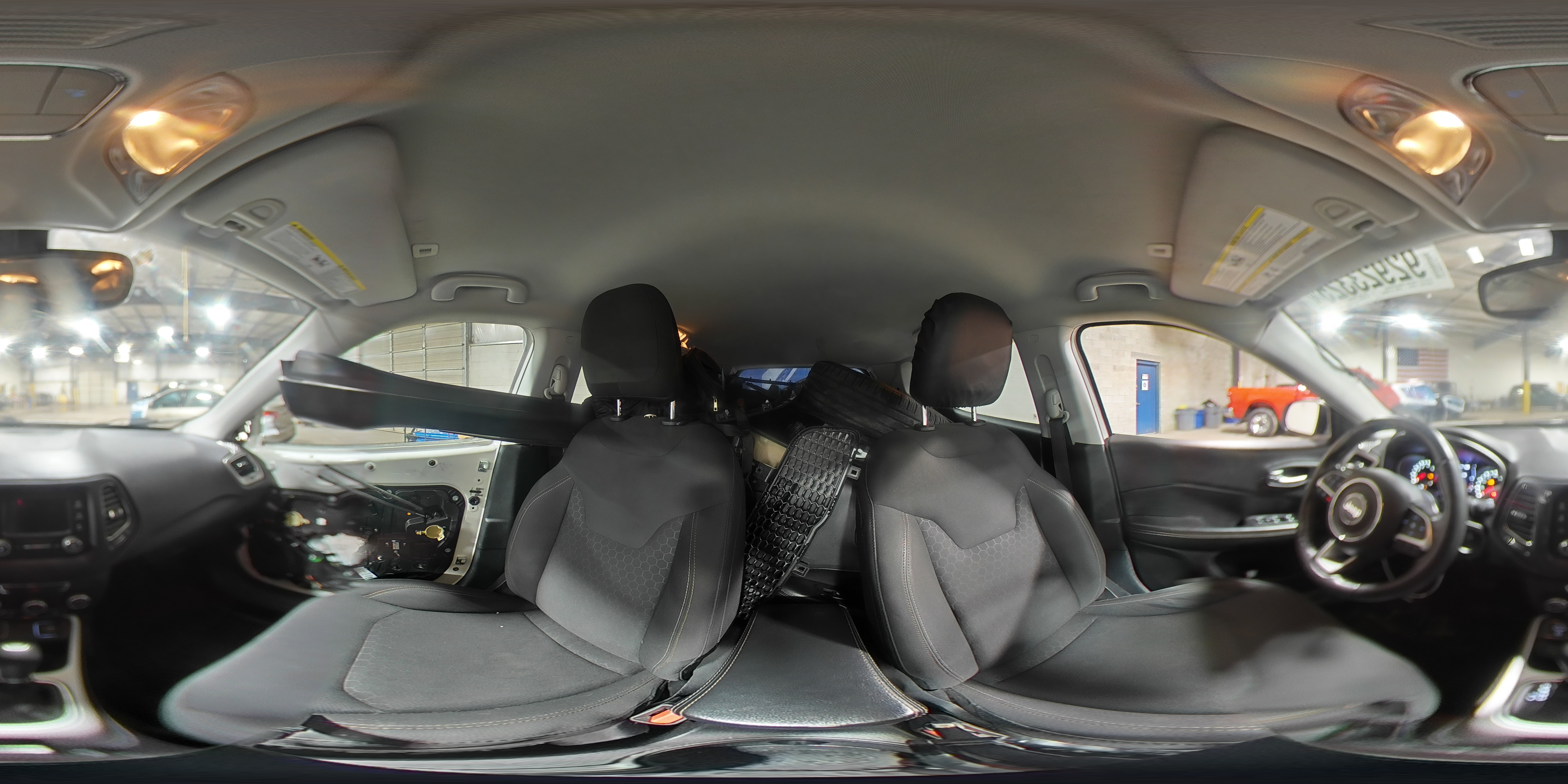 2018 Jeep Compass Sport VIN: 3C4NJCAB1JT123279 Lot: 92923325