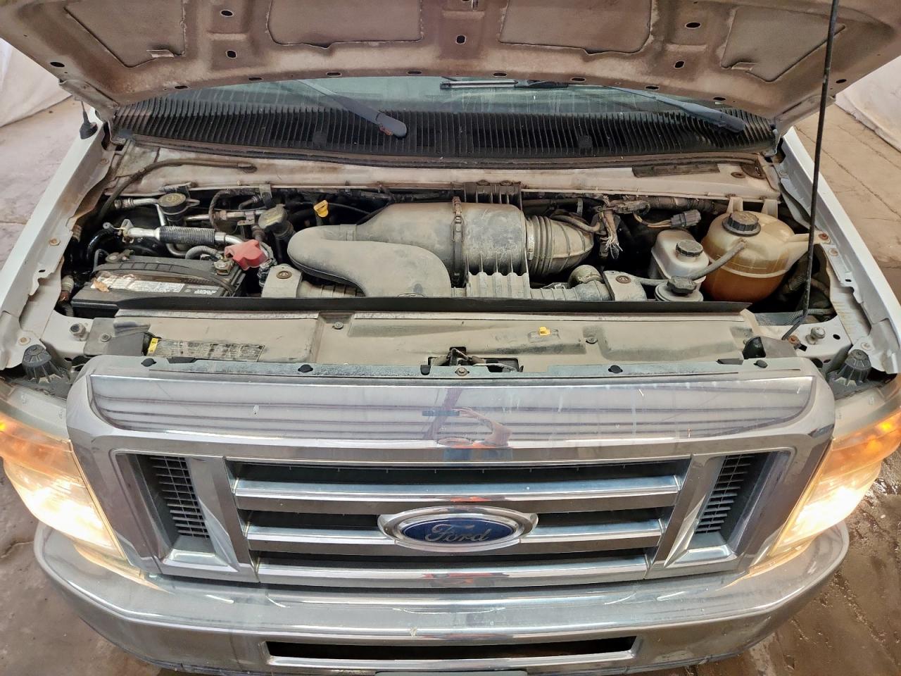 2013 Ford Econoline E350 Super Duty Wagon VIN: 1FBNE3BL7DDA83073 Lot: 92716435