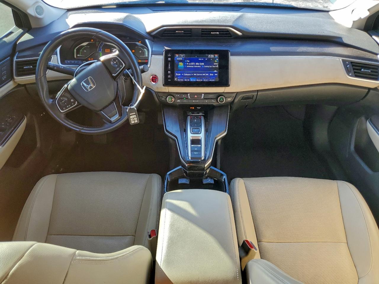 2018 Honda Clarity Touring VIN: JHMZC5F37JC004252 Lot: 91730235