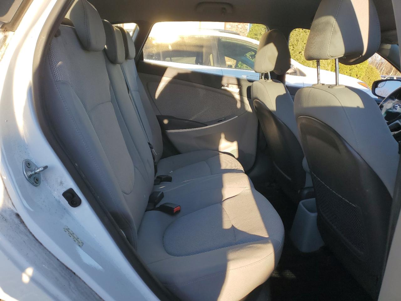 2014 Hyundai Accent Gls VIN: KMHCT5AE0EU180524 Lot: 92454995