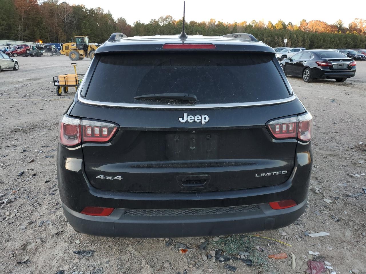 2017 Jeep Compass Limited VIN: 3C4NJDCB7HT604151 Lot: 92535725