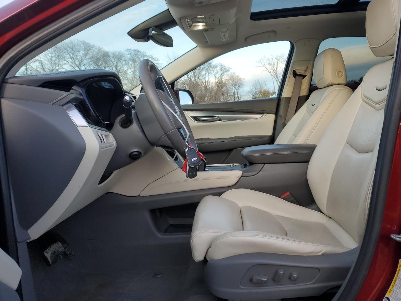 2017 Cadillac Xt5 Luxury VIN: 1GYKNDRS0HZ320507 Lot: 90842115