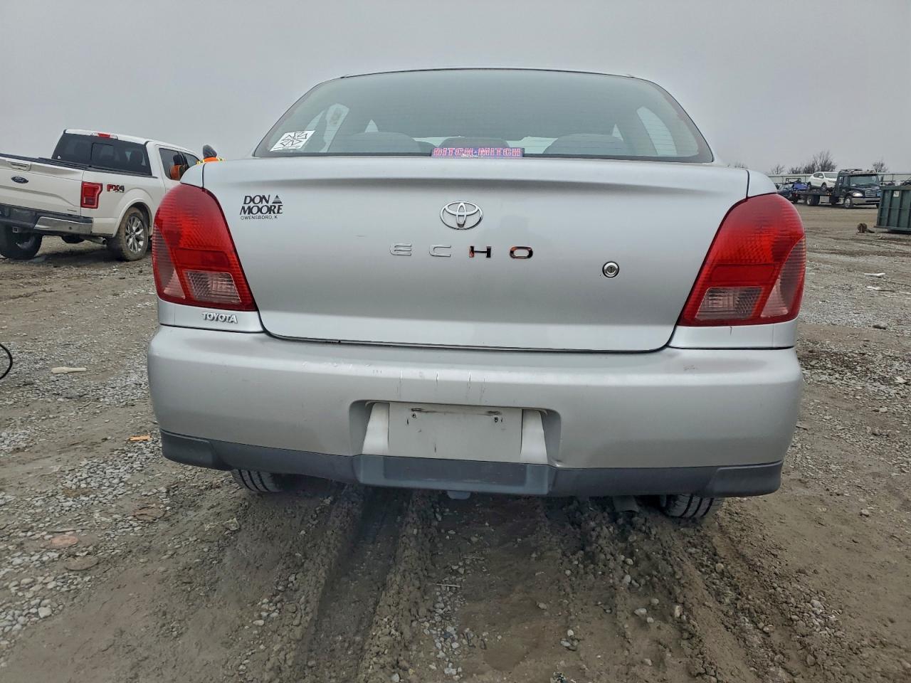 2000 Toyota Echo VIN: JTDAT1236Y0085625 Lot: 94246655