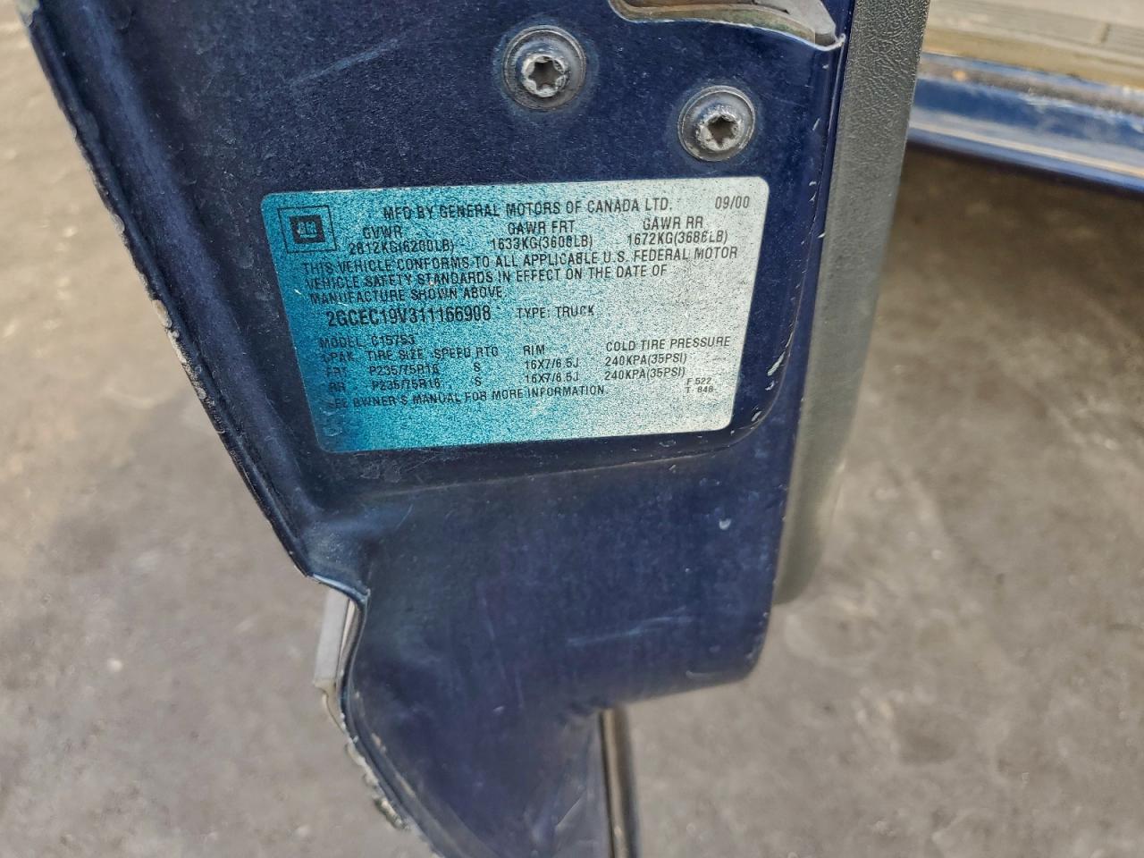 2001 Chevrolet Silverado C1500 VIN: 2GCEC19V311166908 Lot: 93535525