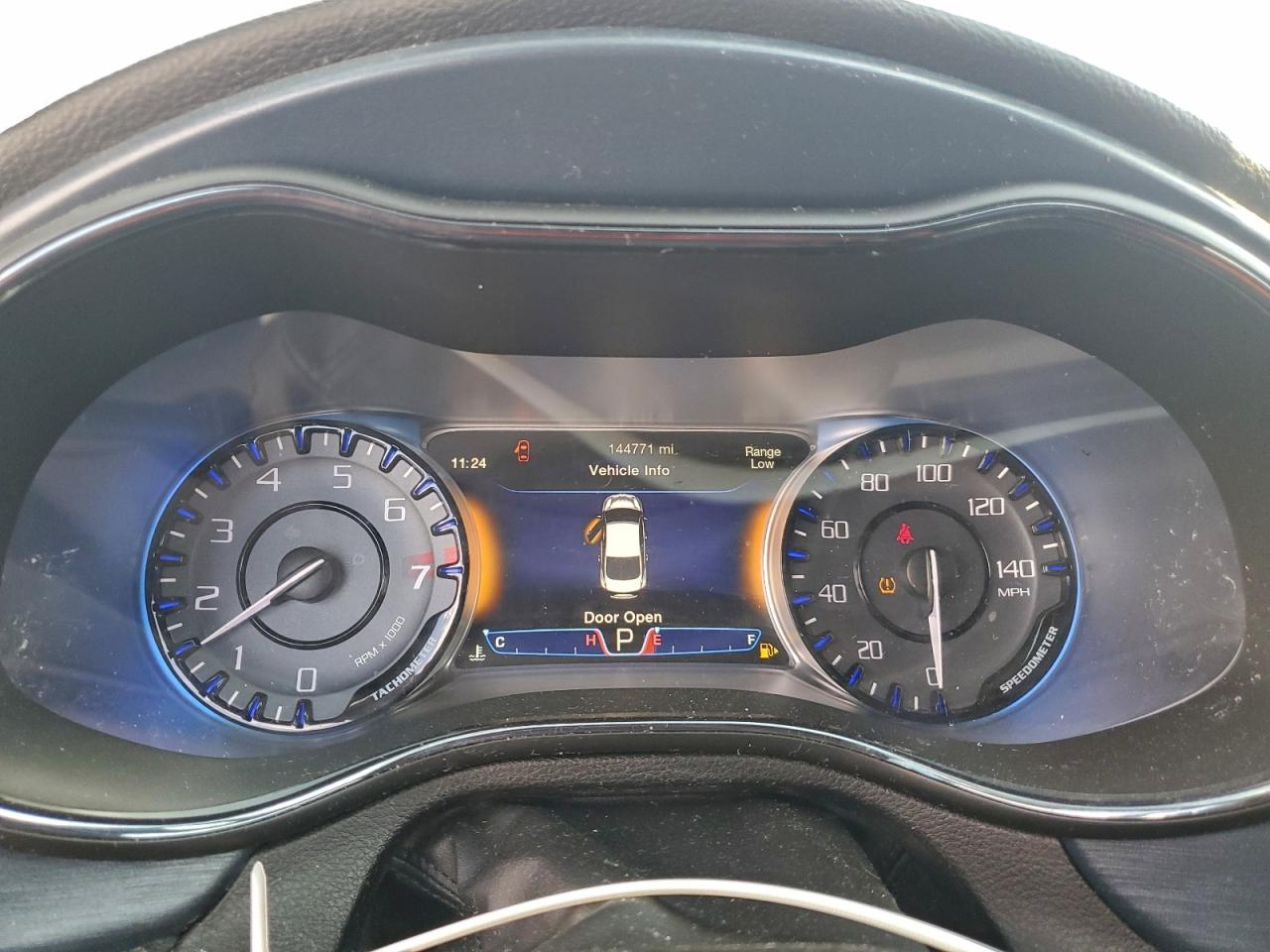 2015 Chrysler 200 S VIN: 1C3CCCBGXFN533229 Lot: 93904565