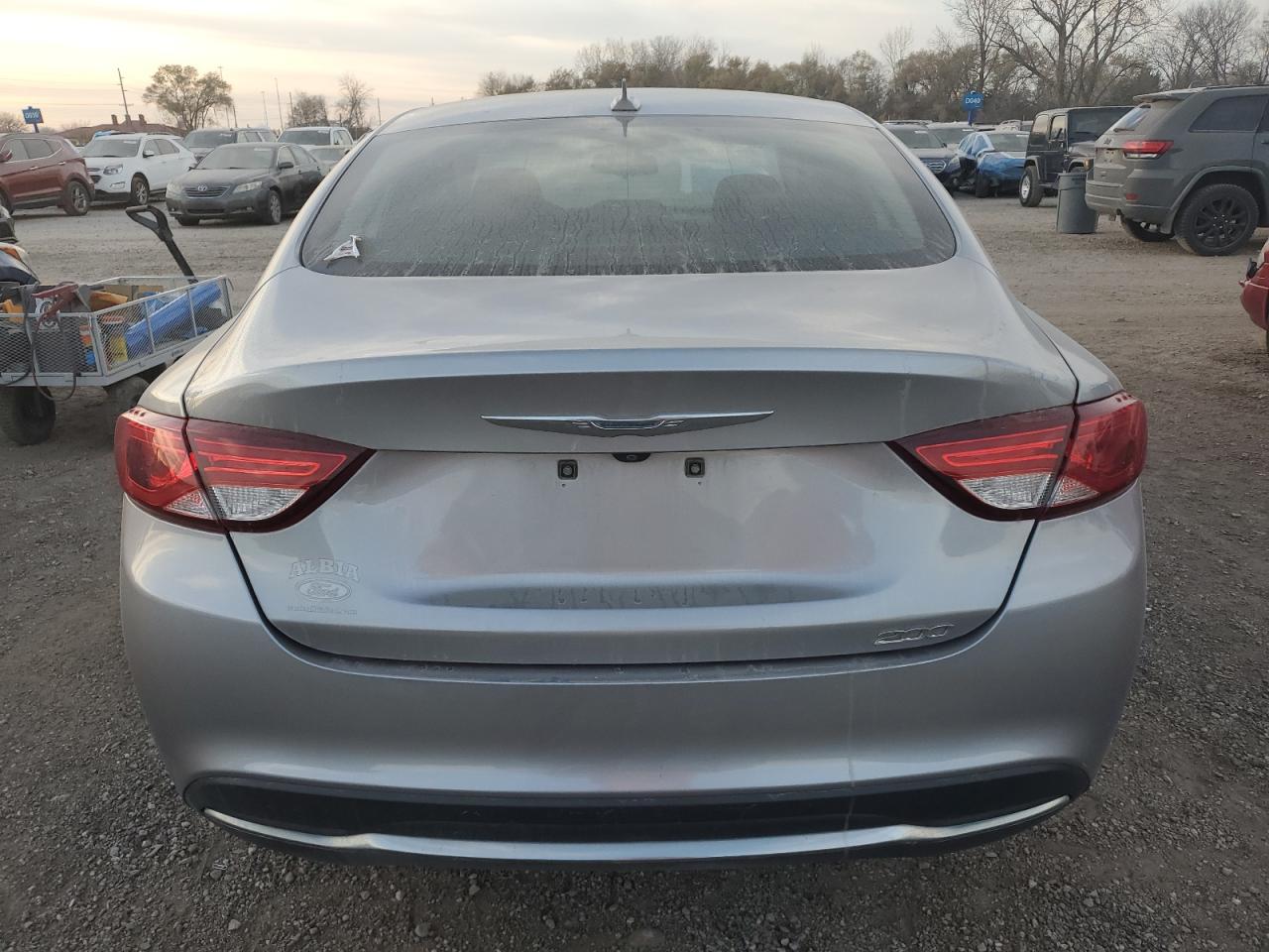 2015 Chrysler 200 Limited VIN: 1C3CCCAB3FN664492 Lot: 92718615