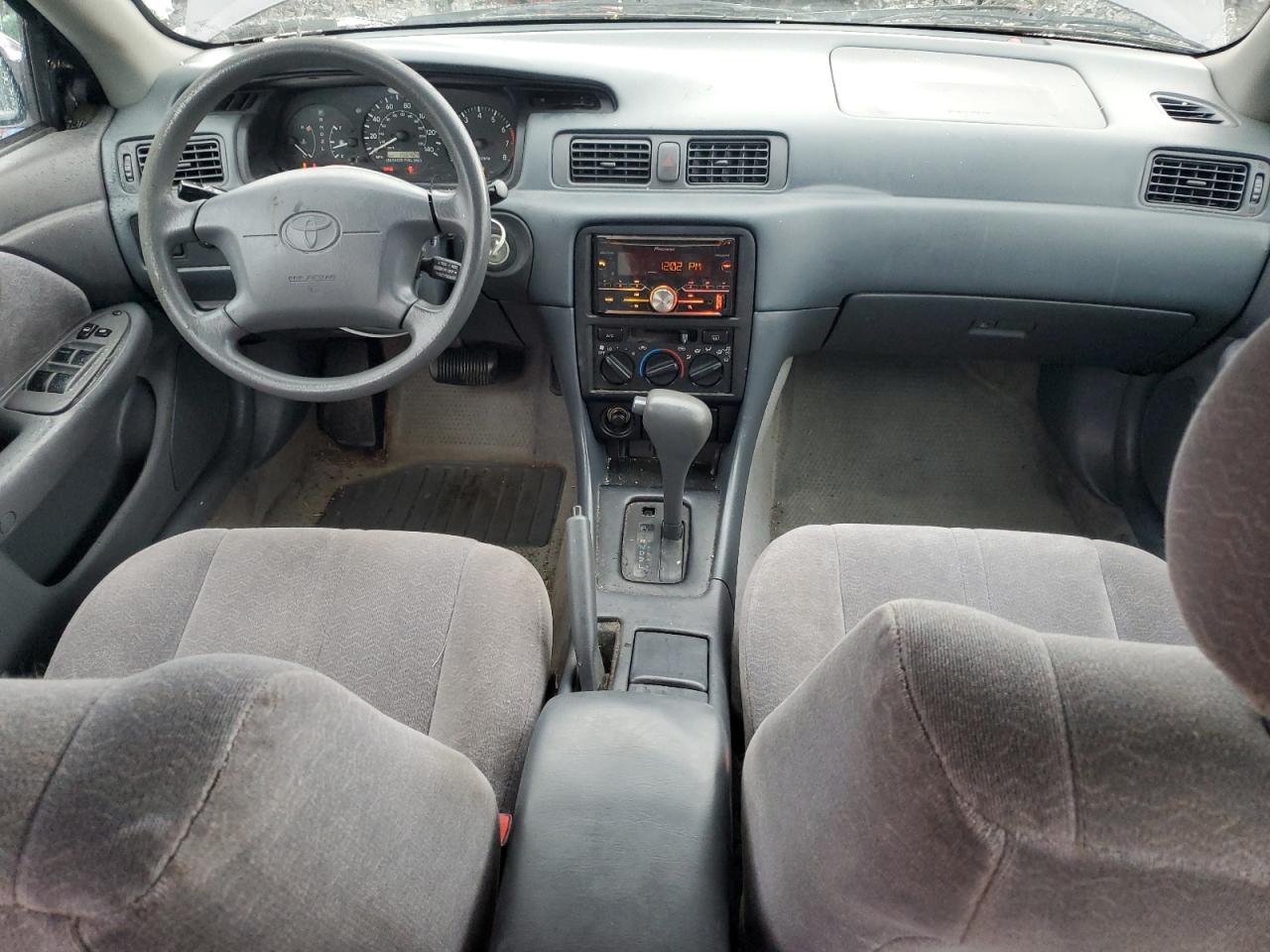 1999 Toyota Camry Ce VIN: 4T1BG22K4XU908559 Lot: 90877905