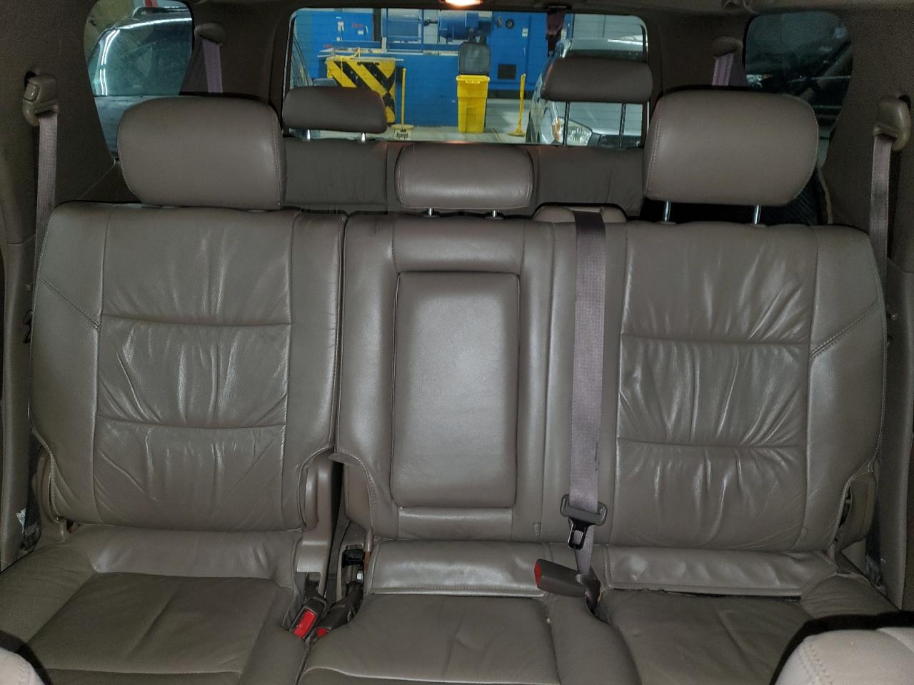 2003 Toyota Sequoia Limited VIN: 5TDBT48A93S145706 Lot: 92448715