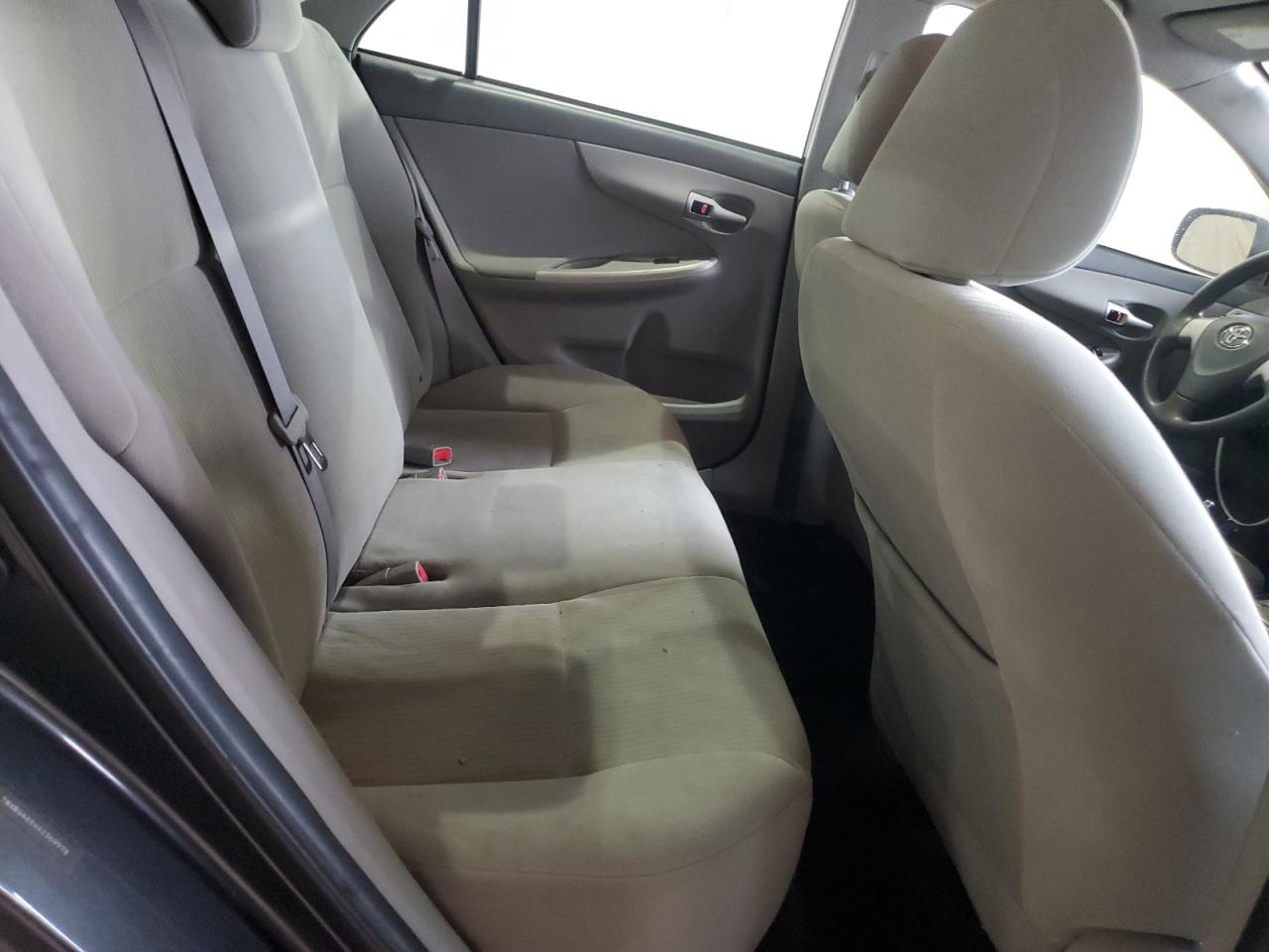 2010 Toyota Corolla Base VIN: 1NXBU4EEXAZ369978 Lot: 92793975