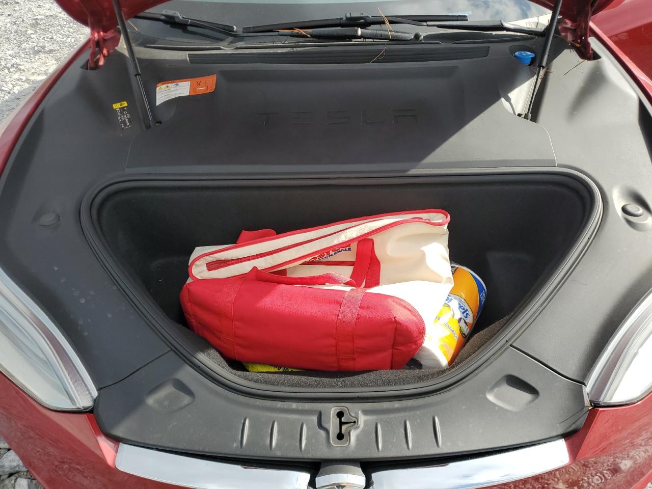 2018 Tesla Model S VIN: 5YJSA1E20JF281208 Lot: 90925705