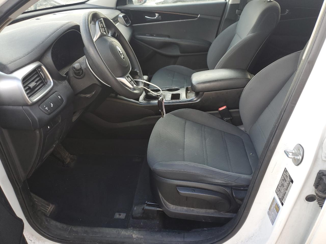 2019 Kia Sorento L VIN: 5XYPGDA33KG527408 Lot: 91914675