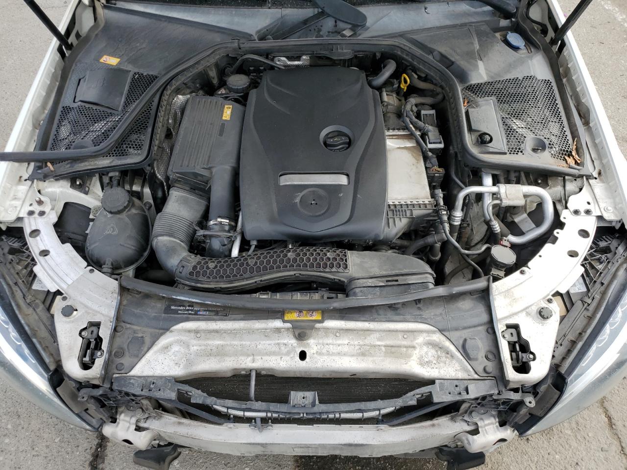 2016 Mercedes-Benz C 300 VIN: 55SWF4JB0GU105440 Lot: 90869615