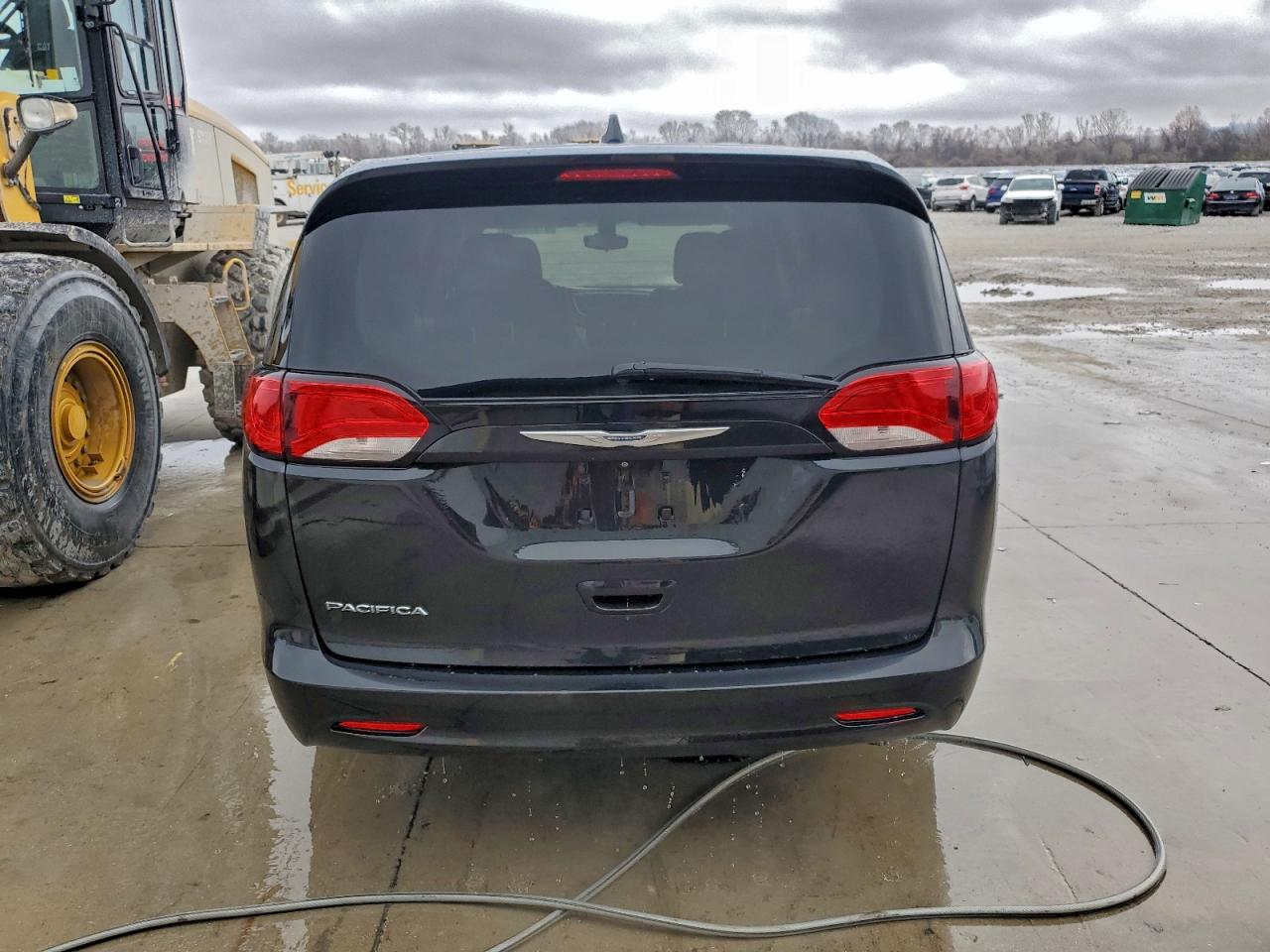 2017 Chrysler Pacifica Touring VIN: 2C4RC1DG5HR667742 Lot: 91618405