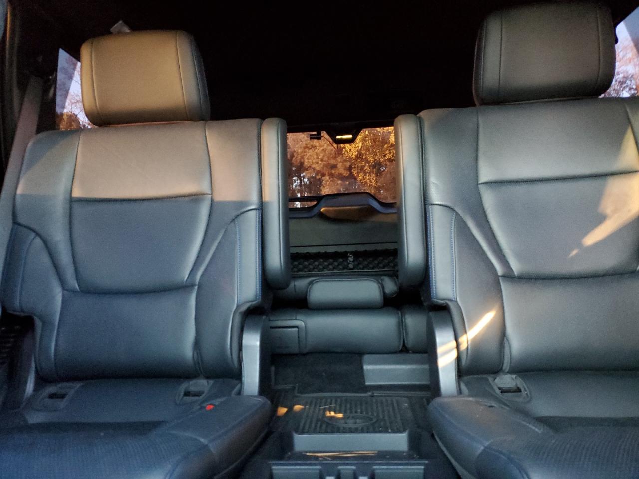 2024 Toyota Sequoia Sr5 VIN: 7SVAAAAAXRX003044 Lot: 92156405