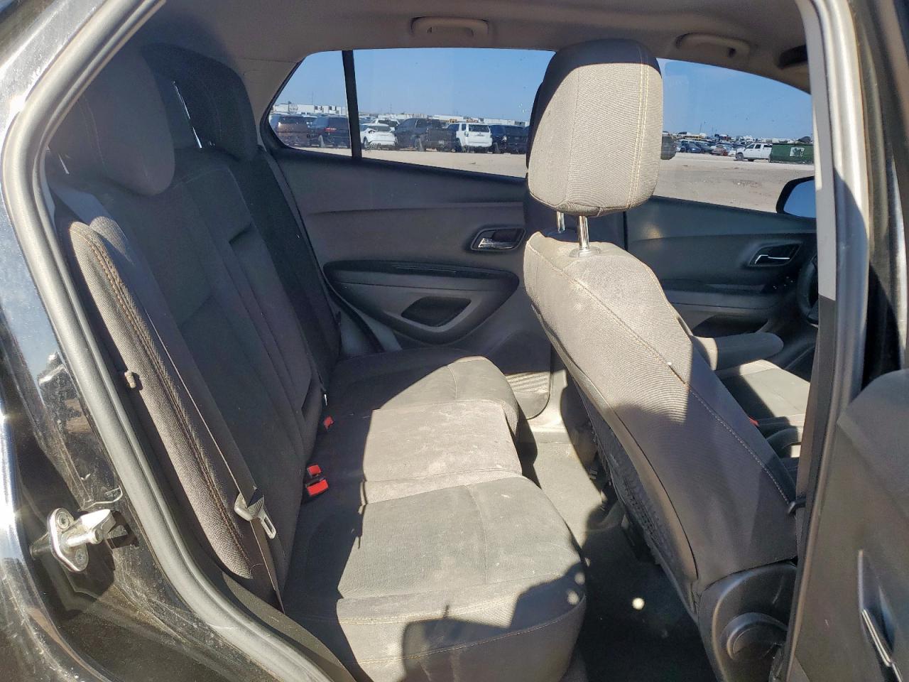 2017 Chevrolet Trax Ls VIN: 3GNCJKSB3HL243621 Lot: 93069955