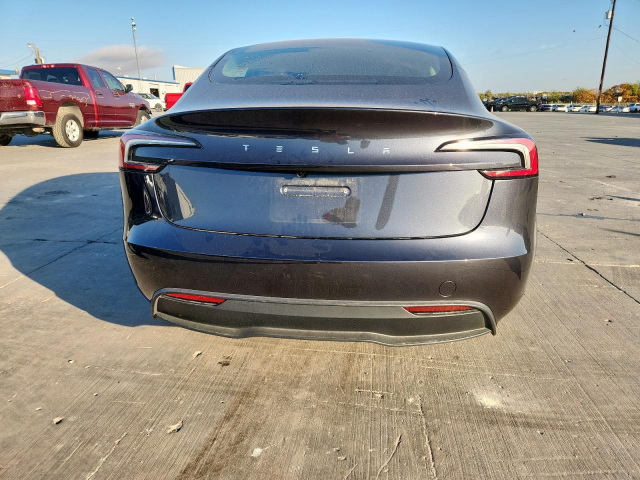 2025 Tesla Model 3 VIN: 5YJ3E1EA2SF913305 Lot: 92719105