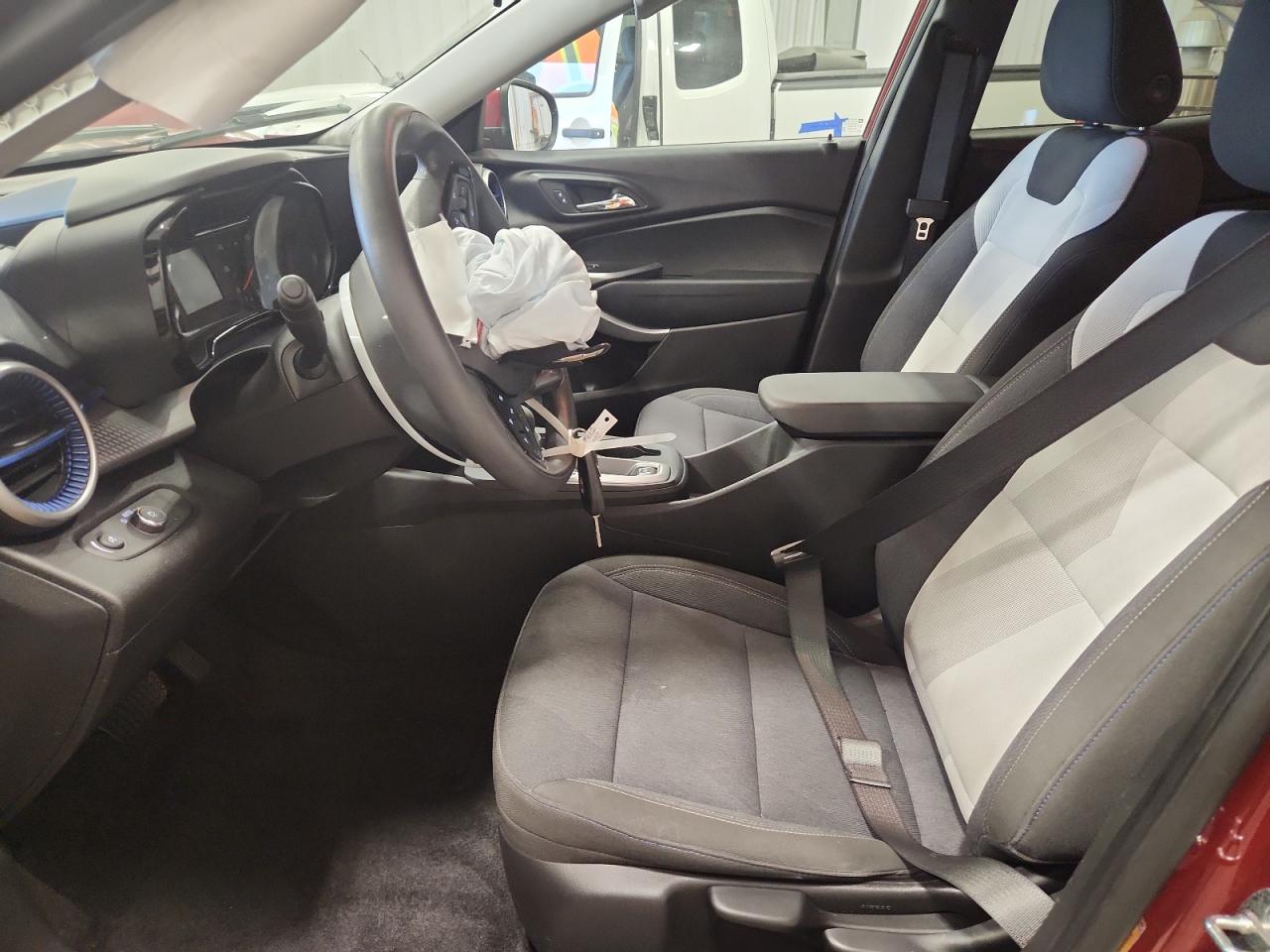 2024 Chevrolet Trax Ls VIN: KL77LFE21RC008930 Lot: 92107155