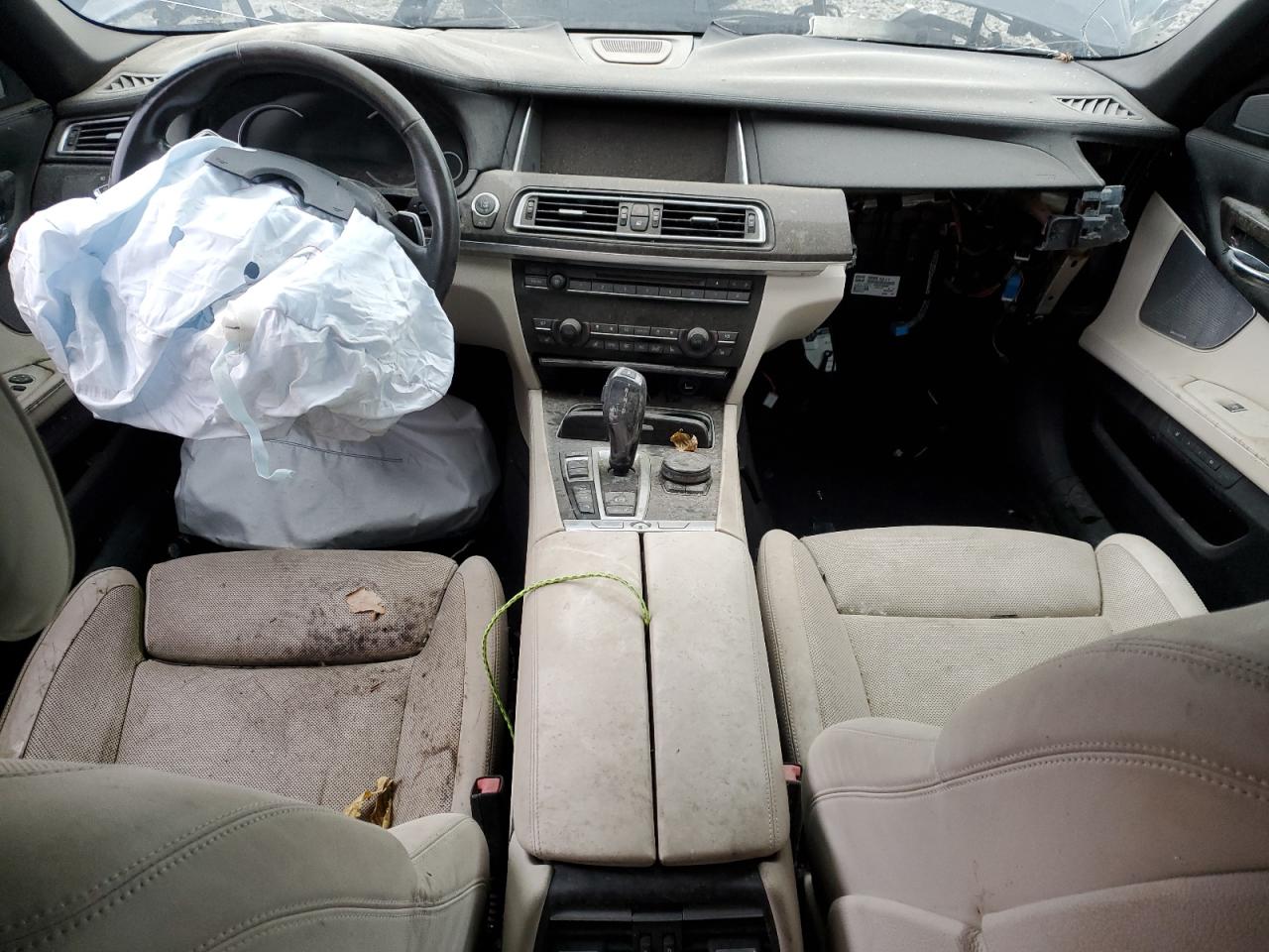 Фото: WBAYF8C51FD654219