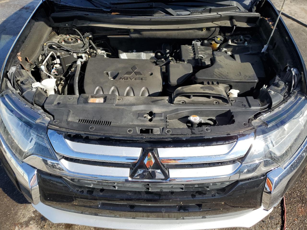 2017 Mitsubishi Outlander Se VIN: JA4AD3A30HZ019992 Lot: 92160255