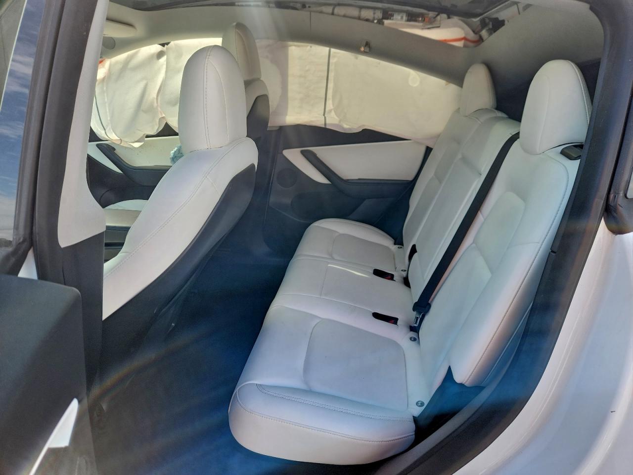 2021 Tesla Model Y VIN: 5YJYGDEF2MF251726 Lot: 93816915