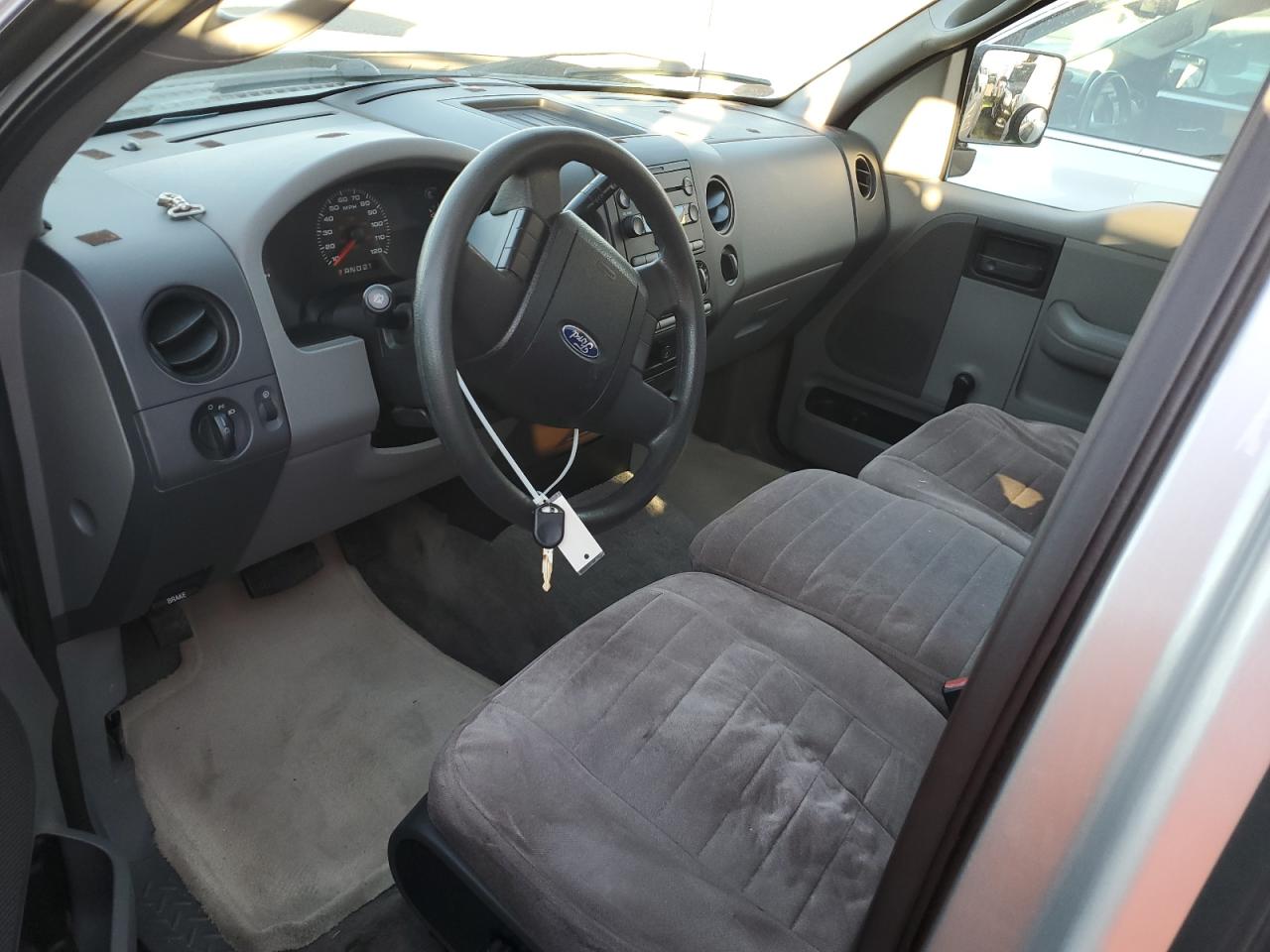 2004 Ford F150 VIN: 1FTRF12WX4NB80545 Lot: 90474115