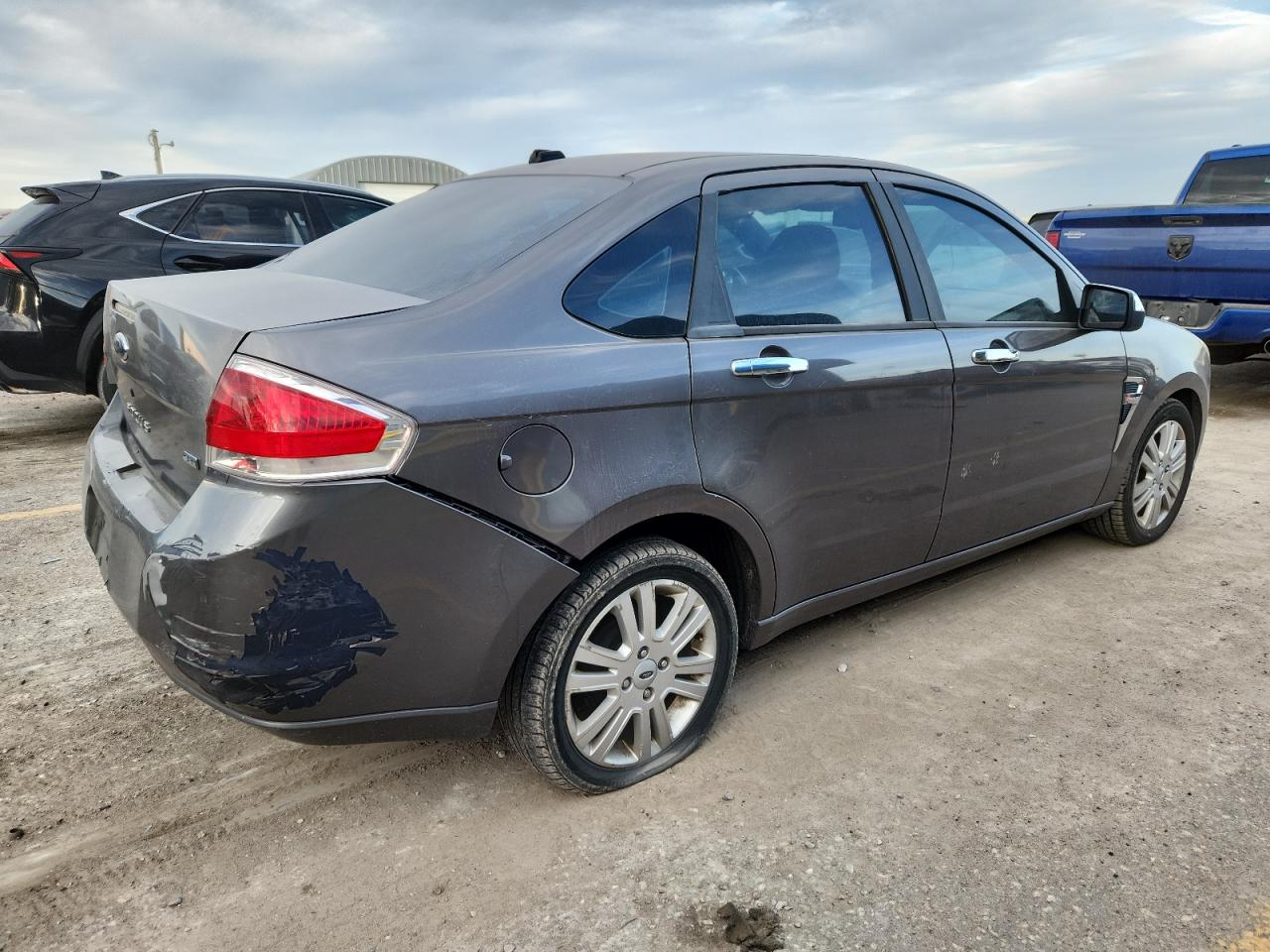 2009 Ford Focus Sel silver null gas 1FAHP37N69W145092 photo #4