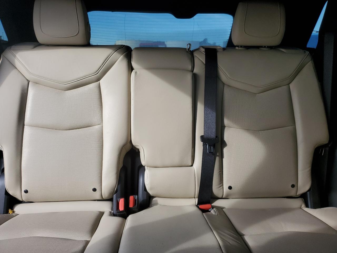 2017 Cadillac Xt5 Premium Luxury VIN: 1GYKNCRS8HZ123272 Lot: 92211835