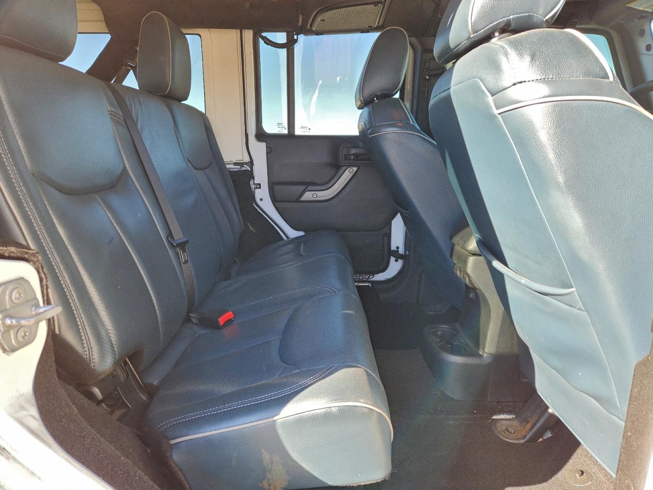 2016 Jeep Wrangler Unlimited Sport VIN: 1C4BJWDG1GL244104 Lot: 93997835