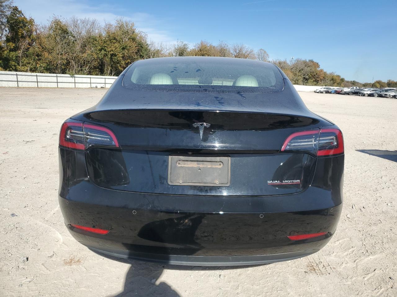 2018 Tesla Model 3 VIN: 5YJ3E1EB0JF074794 Lot: 92131625