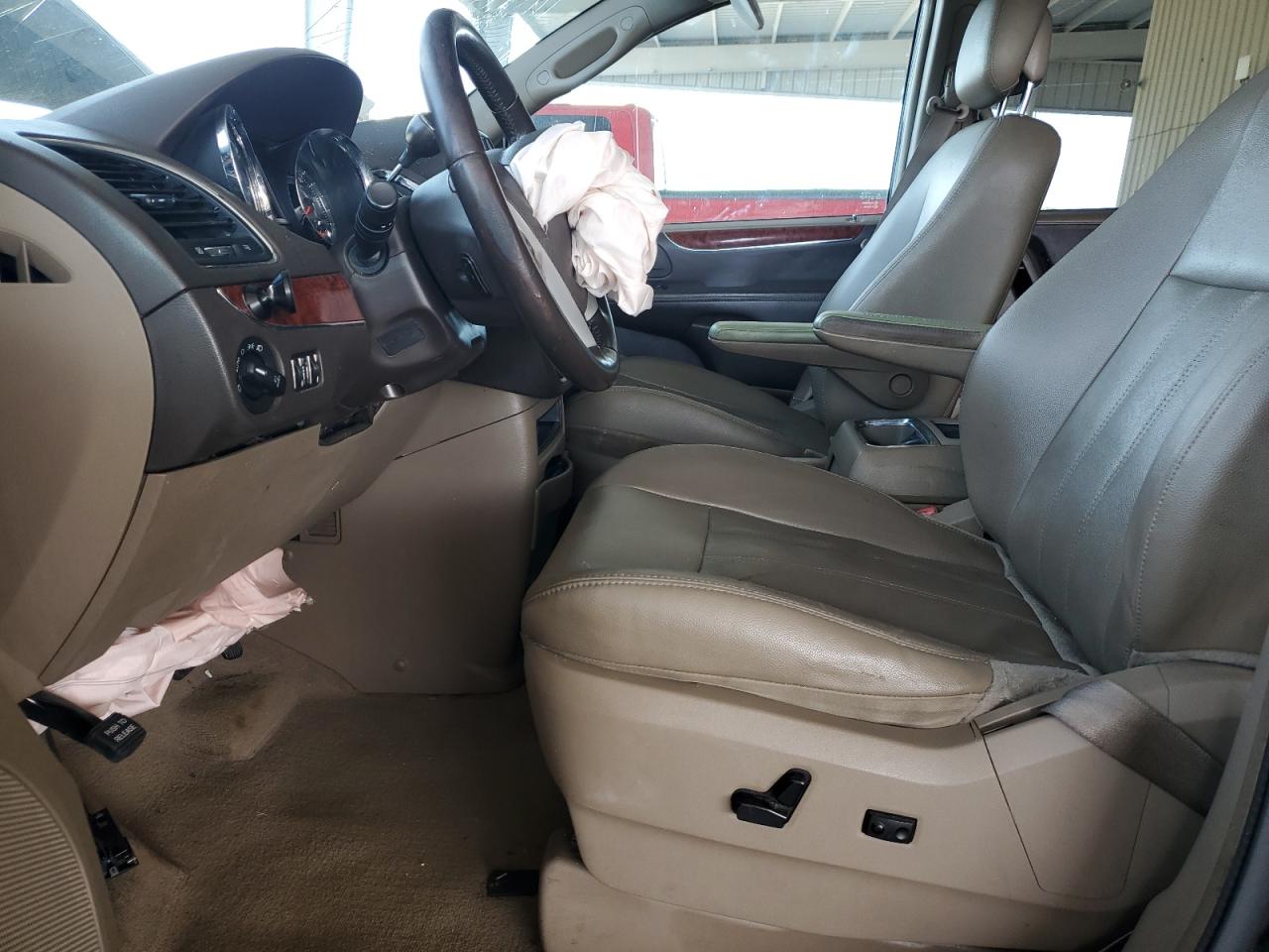 2014 Chrysler Town & Country Touring VIN: 2C4RC1BG8ER324518 Lot: 92480635