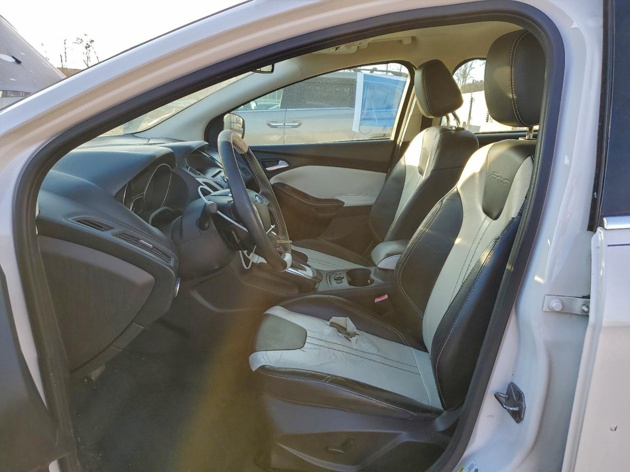 2012 Ford Focus Sel VIN: 1FAHP3M21CL128218 Lot: 94337605