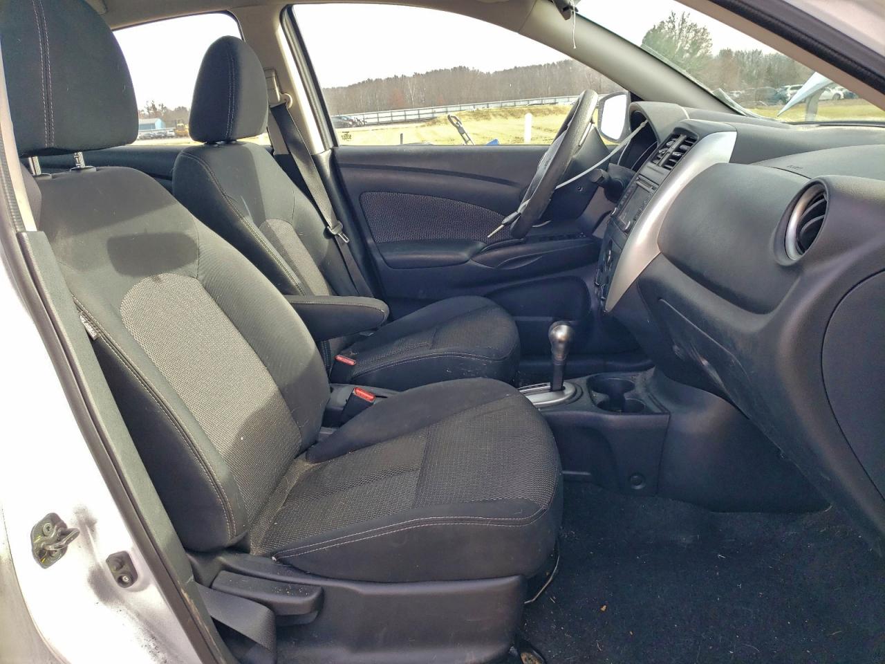 2016 Nissan Versa S VIN: 3N1CN7AP5GL880566 Lot: 93607415