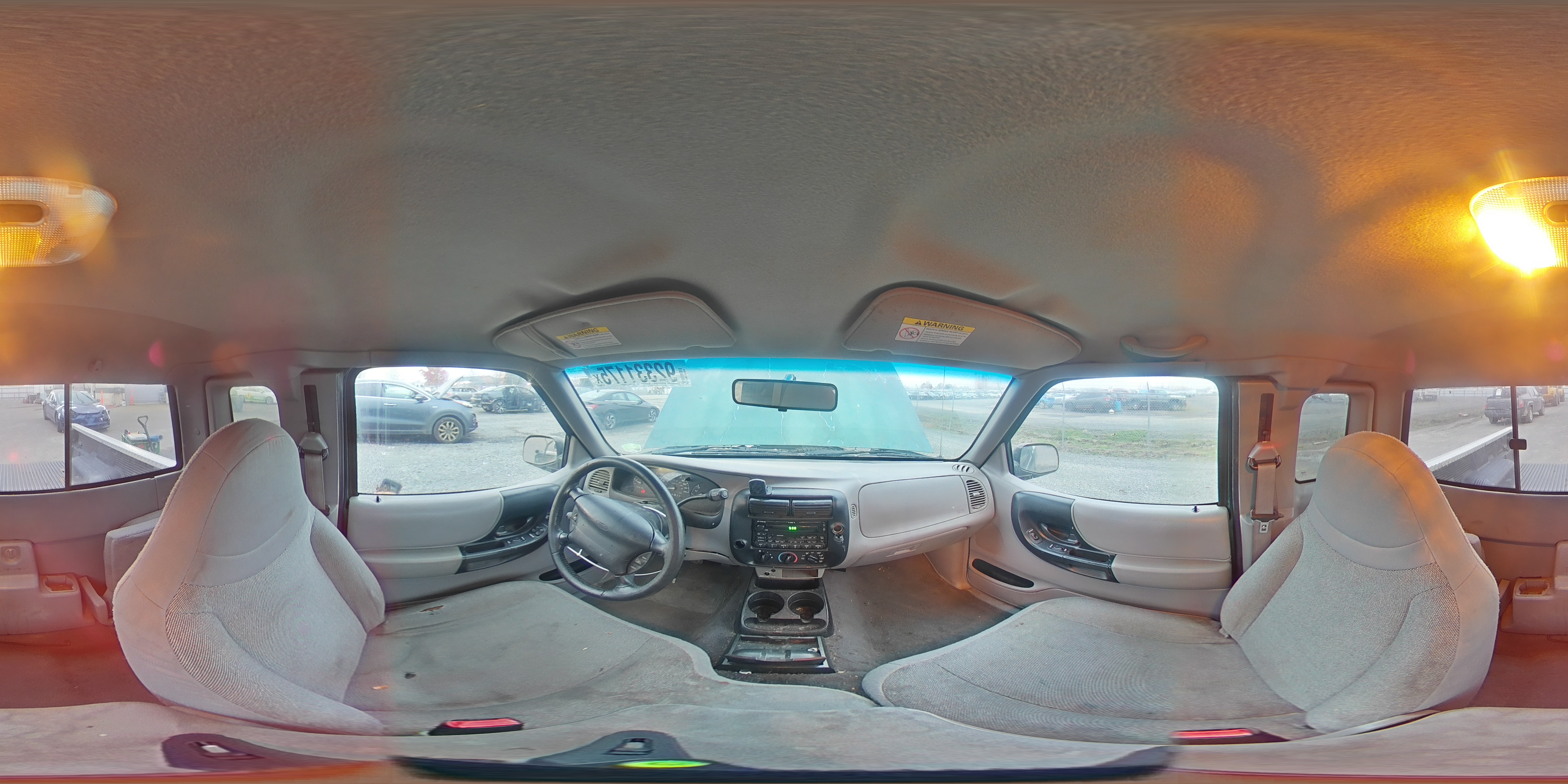 2000 Ford Ranger Super Cab VIN: 1FTYR14V2YTB17156 Lot: 92331175