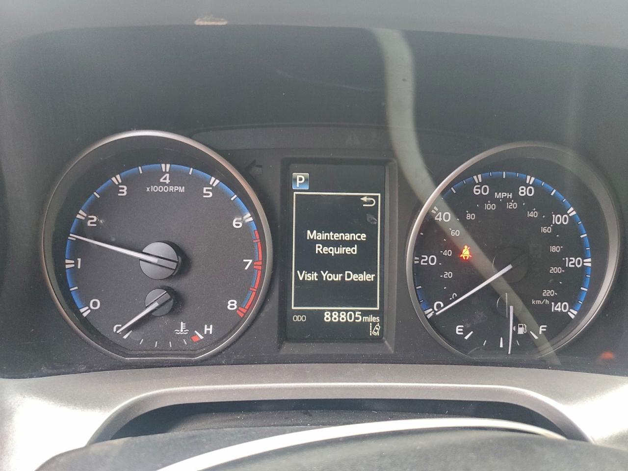 2017 Toyota Rav4 Le VIN: JTMZFREV8HJ717766 Lot: 94104115